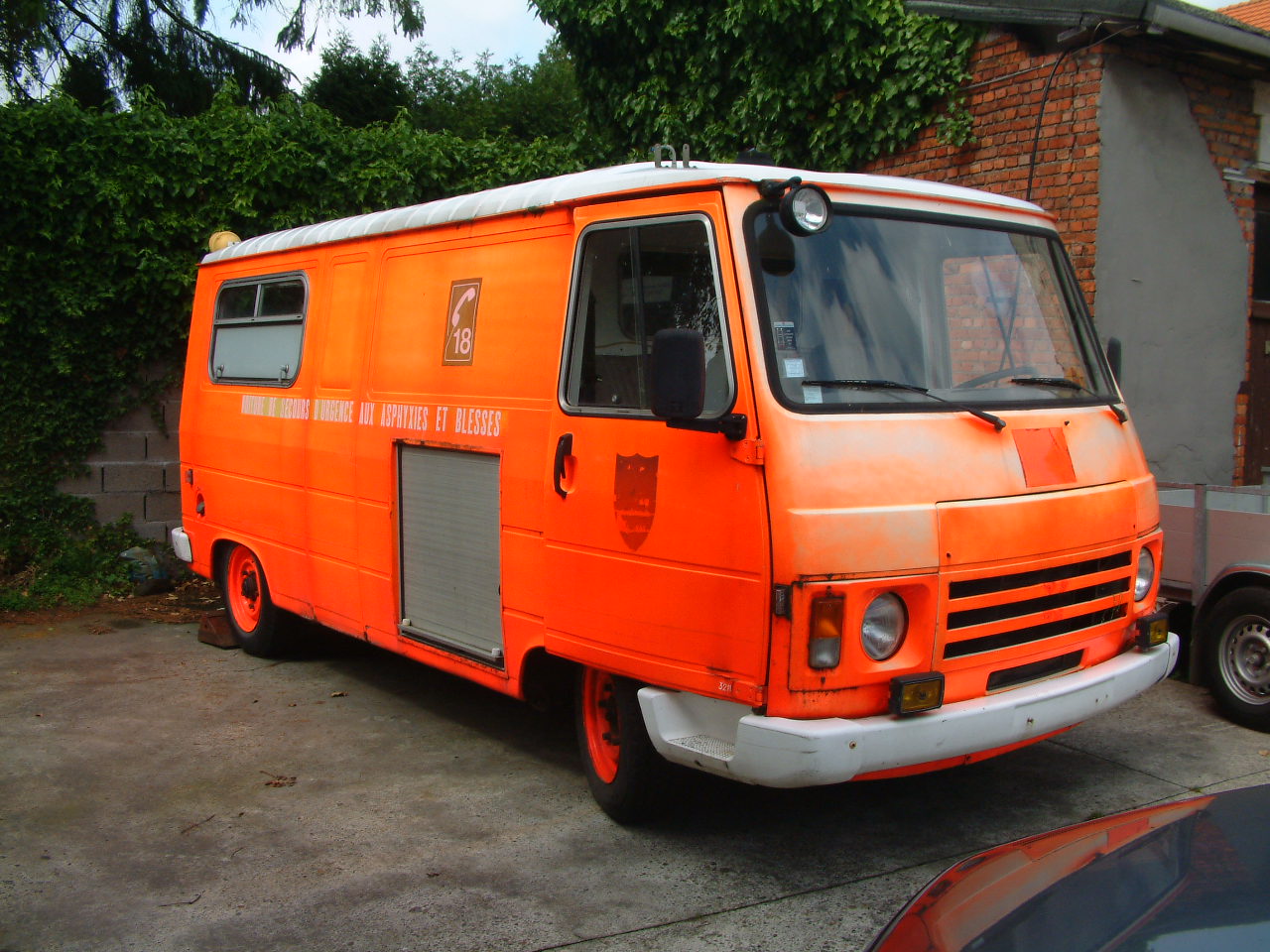Peugeot J9 Ambulance Peugeot J9 Ambulance